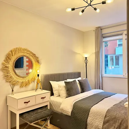 Centre 2bed For 5 Guests 2 Minutes From High Street Appartement *