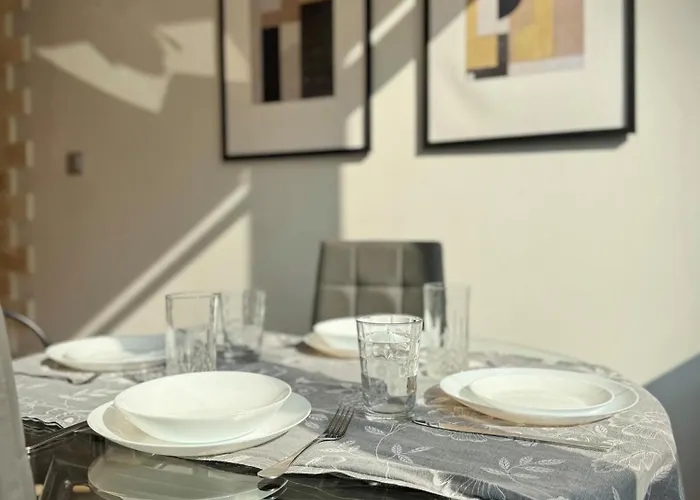 Centre 2bed For 5 Guests 2 Minutes From High Street *