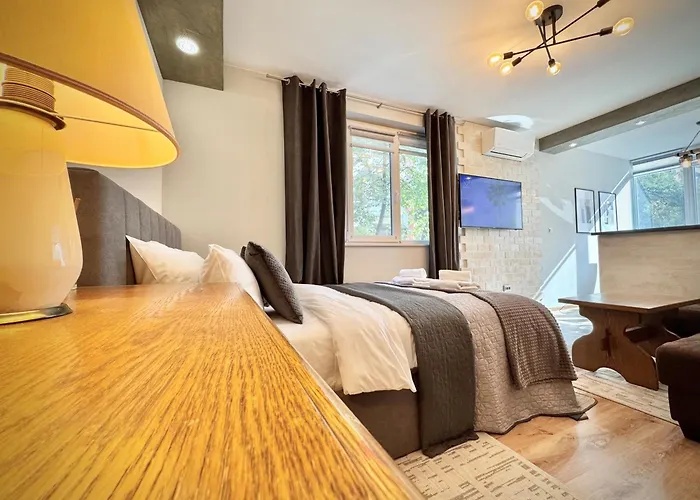 Centre 2bed For 5 Guests 2 Minutes From High Street 公寓 *