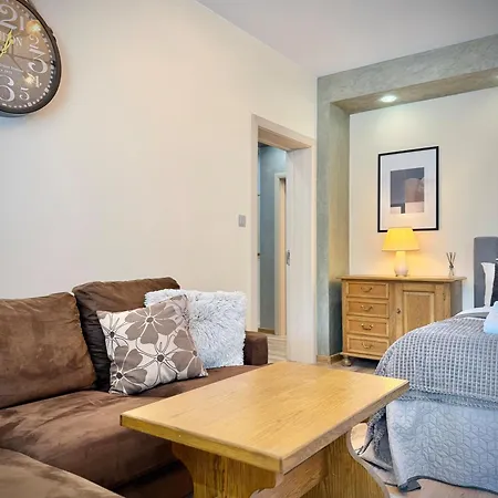 아파트 Centre 2bed For 5 Guests 2 Minutes From High Street