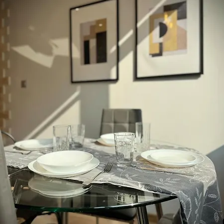 Centre 2bed For 5 Guests 2 Minutes From High Street *